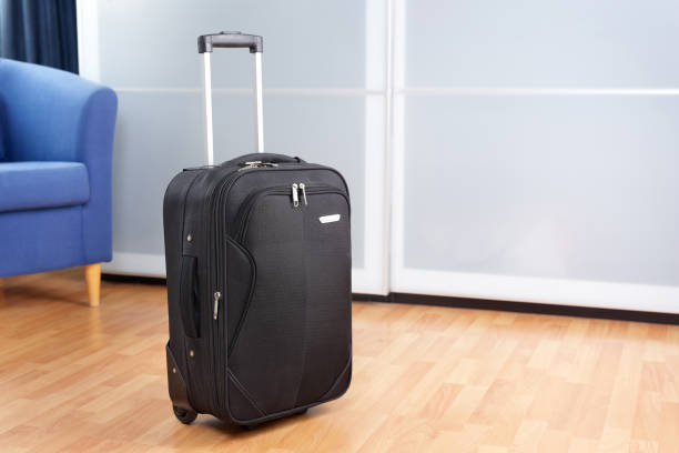 چمدان بزرگ سایز مسافرتی چهار چرخ روان